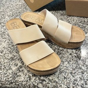 Women’s size 7 slip on sandals